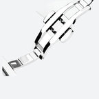 Bracelet de montre en acier porté au poignet