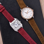 Détail de la matière daim du bracelet de montre