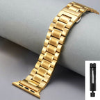 Bracelet connecté métal porté sur une smartwatch