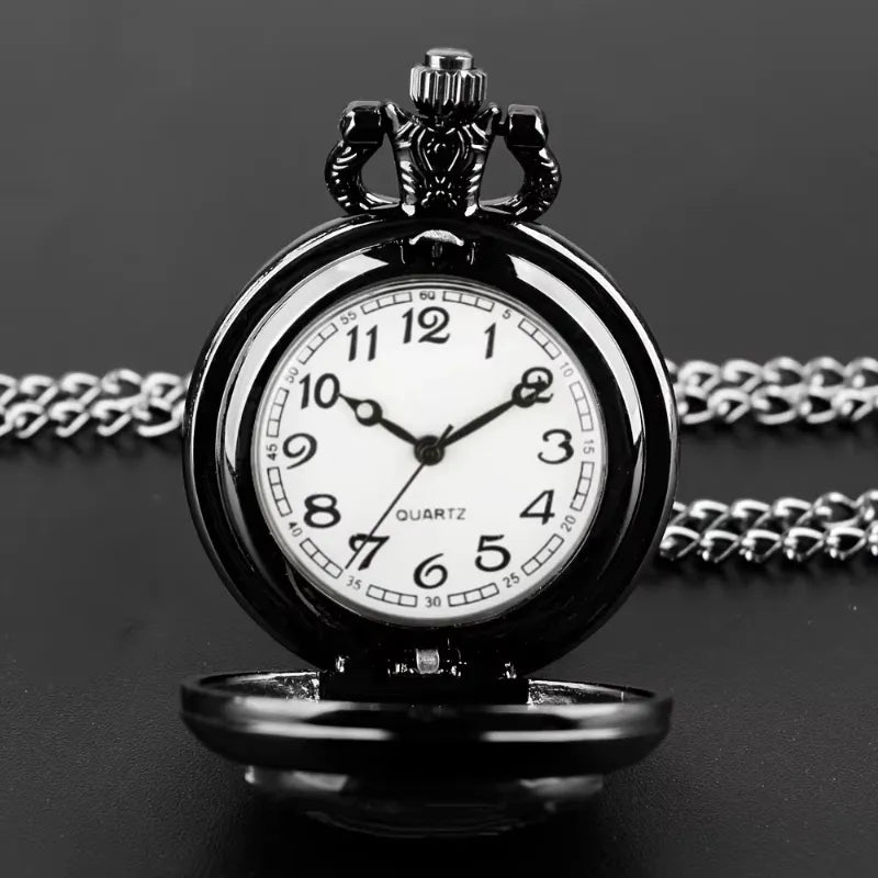 Montre à gousset homme rose galactique portée en pendentif