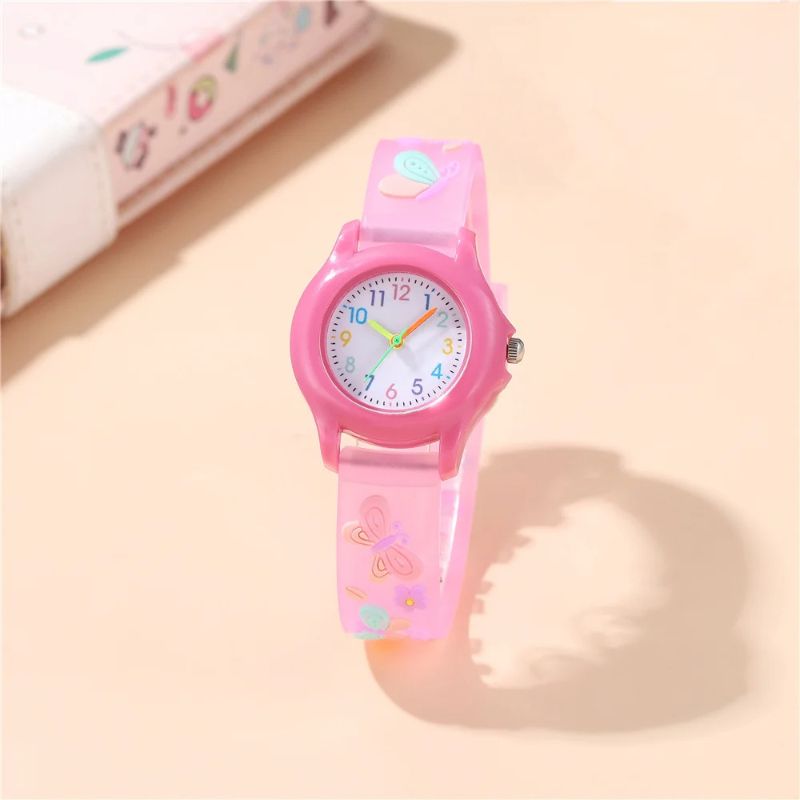 Montre apprentissage enfant fille au poignet