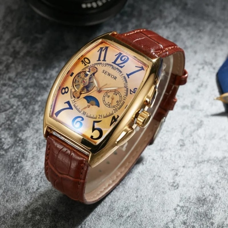 Mouvement automatique visible de la montre femme squelette