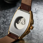 Montre automatique femme squelette, vue de profil