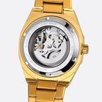 Montre automatique homme octogonale, vue de profil
