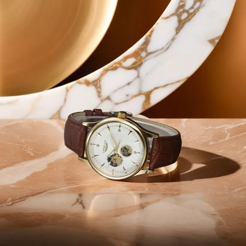 Montre automatique homme classique, gros plan