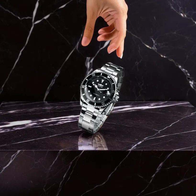 Cadran noir de la montre automatique homme