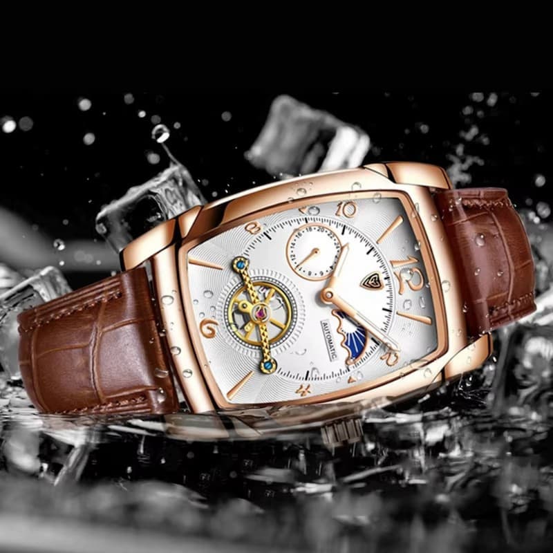 Montre automatique homme phase de lune, gros plan