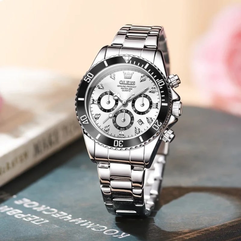Montre chronographe femme 35 mm, gros plan