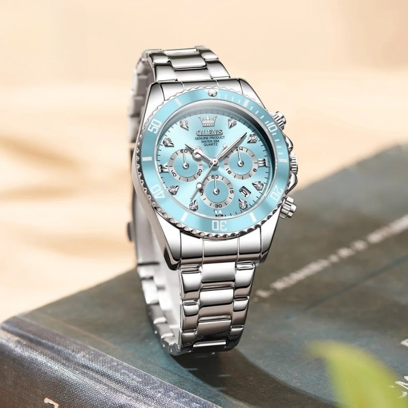 Montre Chronographe Femme Cadran Bleu Glacier & Finitions Chromées - vue 6 - Montrelio
