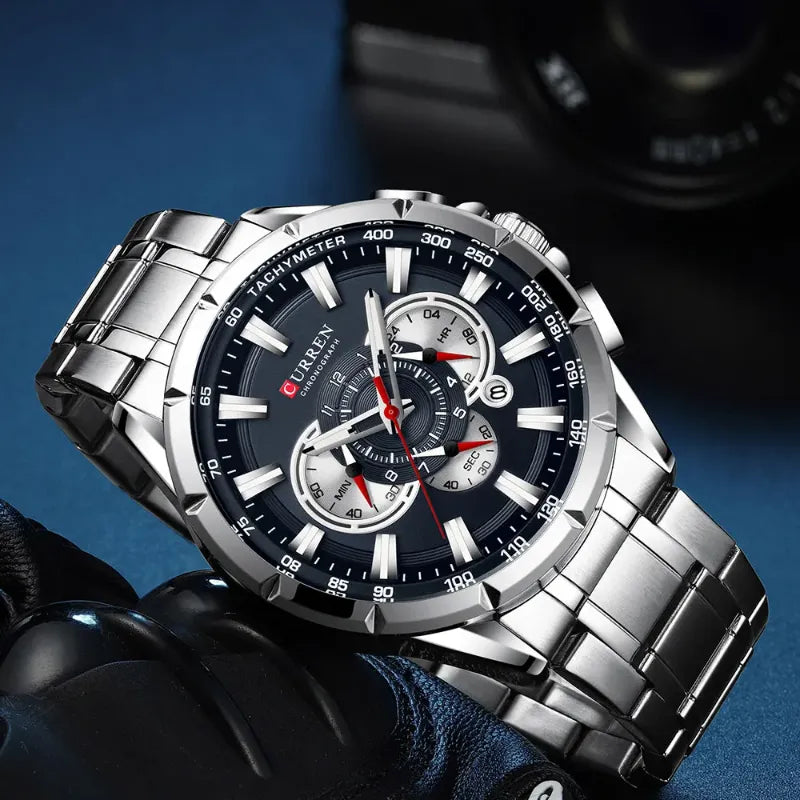 Montre chronographe homme au poignet