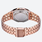 Montre Digitale Femme au Bracelet Métal Finition Brillante - vue 3 - Montrelio