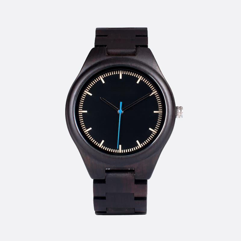 Montre en Bois Homme Design Minimaliste avec Aiguilles Lumineuses - vue 1 - Montrelio