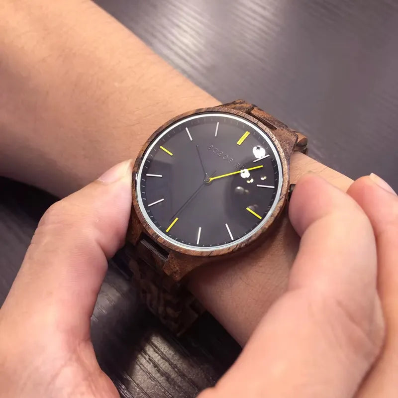 Montre en bois homme quartz, vue de profil