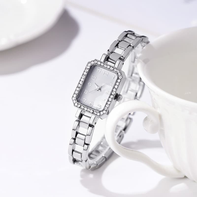 Montre Femme Carrée Luxe, Bracelet Acier - vue 4 - Montrelio