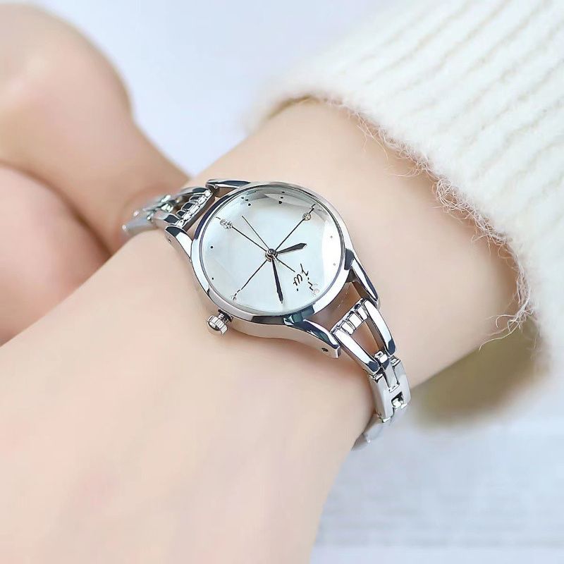 Montre Femme Élégante Quartz Cadran Épuré et Bracelet Maillons - vue 6 - Montrelio