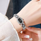 Montre Femme Élégante Quartz Cadran Ovale Sertie de Strass et Cristaux - vue 7 - Montrelio