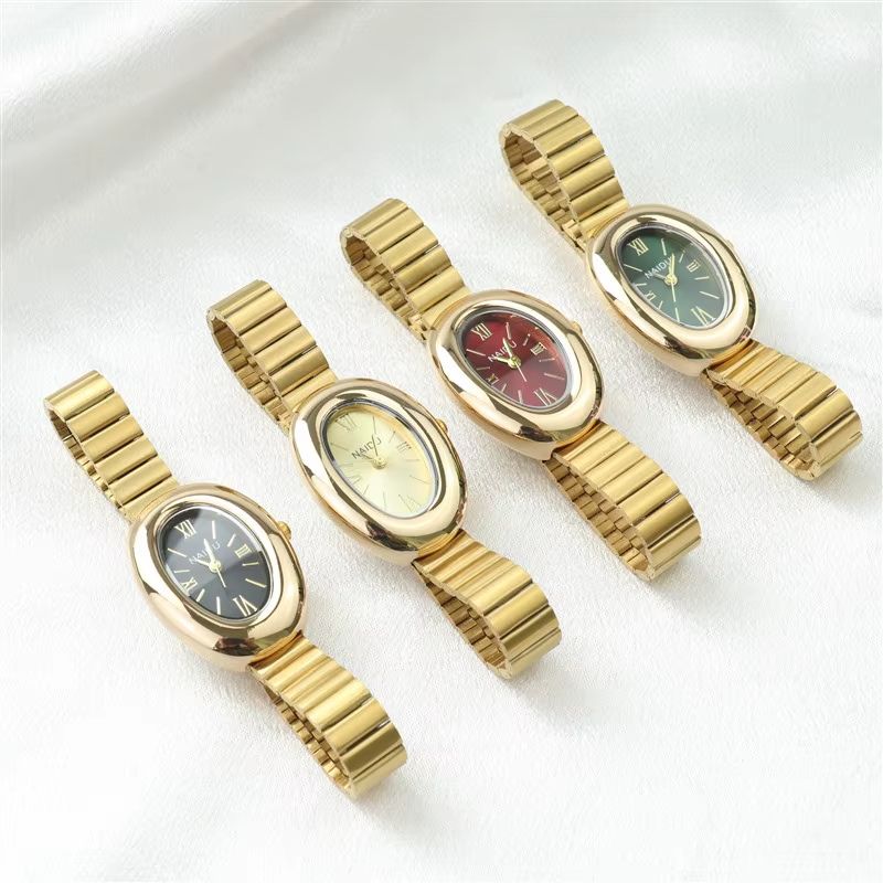 Montre Femme Ovale Dorée Bracelet Alliage Petit Cadran Quartz - vue 6 - Montrelio