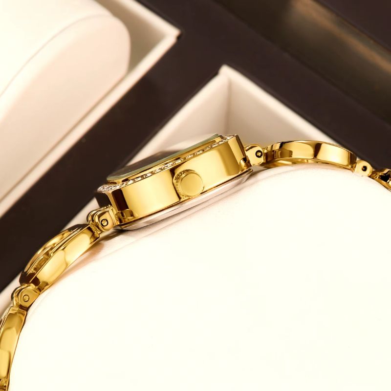Montre Femme Ovale Dorée Bracelet Graphique - vue 3 - Montrelio