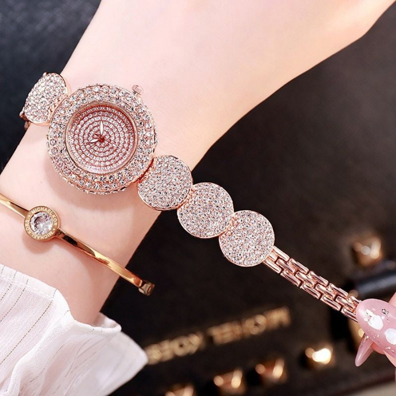 Montre Femme Quartz Entièrement En Strass - vue 6 - Montrelio