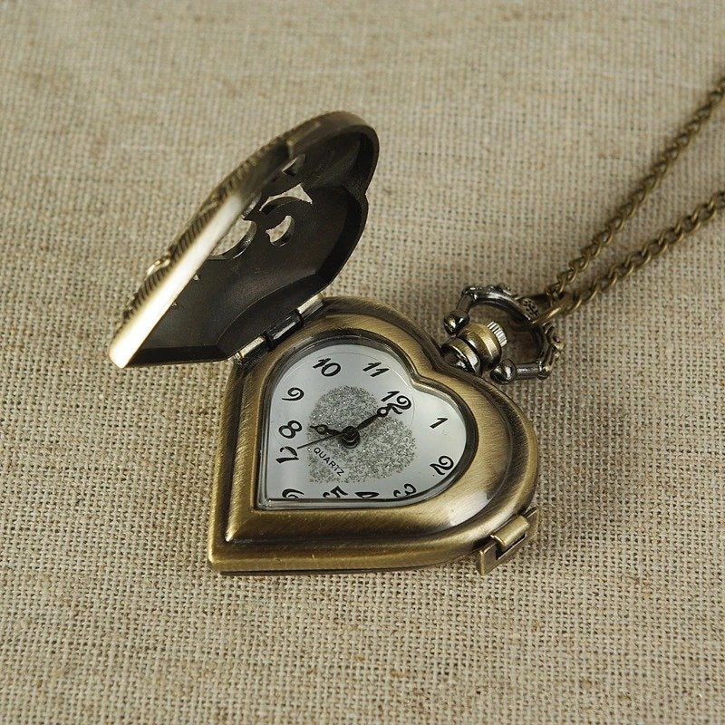 Chaîne de la montre à gousset femme cœur
