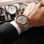 Montre Homme Quartz Ronde, Cuir Gris Date Lumineuse - vue 4 - Montrelio