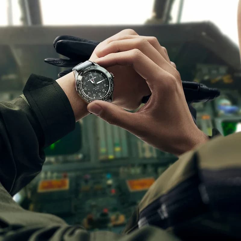 Montre Homme Solaire Aviateur avec Cadran 43 mm, Bracelet Nylon - vue 4 - Montrelio
