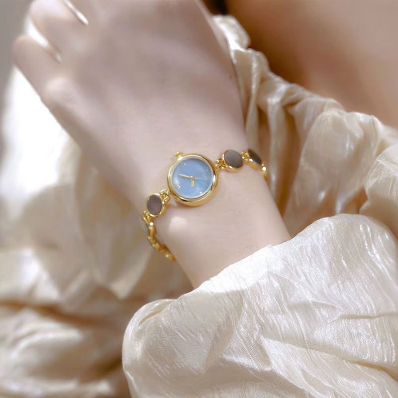 Montre luxe femme Ronde Étanche - vue 4 - Montrelio