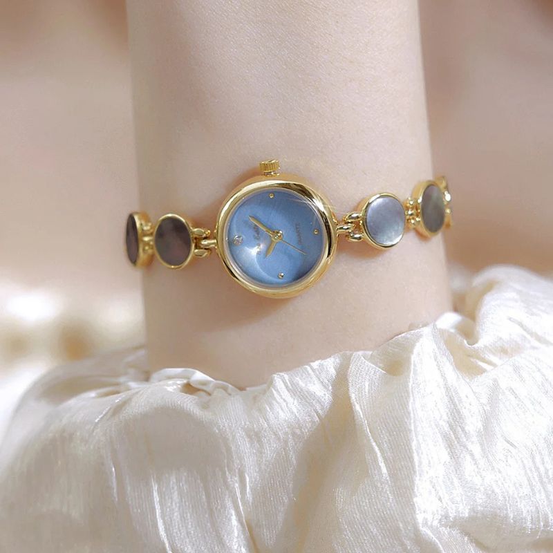 Montre luxe femme Ronde Étanche - vue 5 - Montrelio