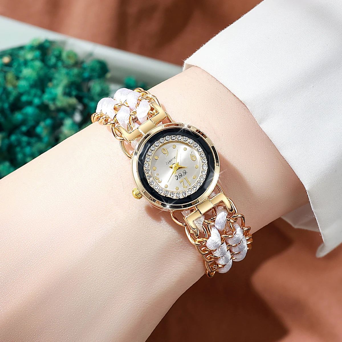 Montre Luxe Quartz Femme Bracelet Tressé Chaîne Style Mode - vue 1 - Montrelio