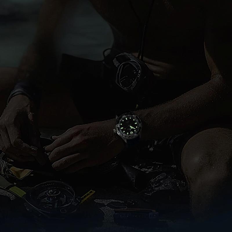 Montre Solaire Homme Plongée, 300M Étanche - vue 4 - Montrelio