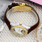 Cadran ajouré doré argenté de la montre squelette femme