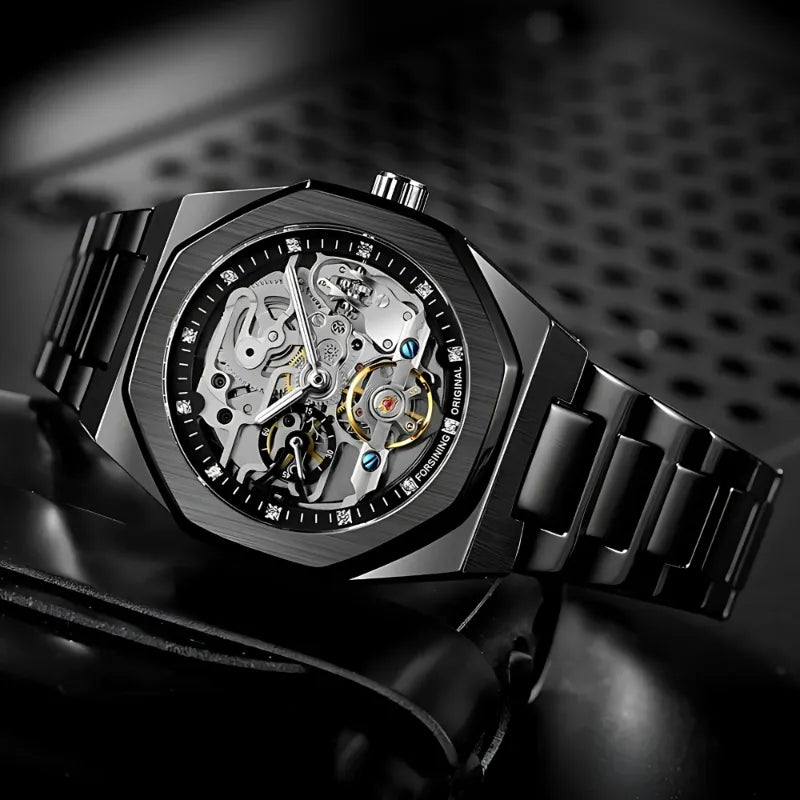 Boîtier en acier brossé de la montre squelette homme