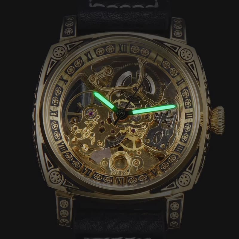 Montre Squelette Homme Automatique Design Gravé - vue 4 - Montrelio