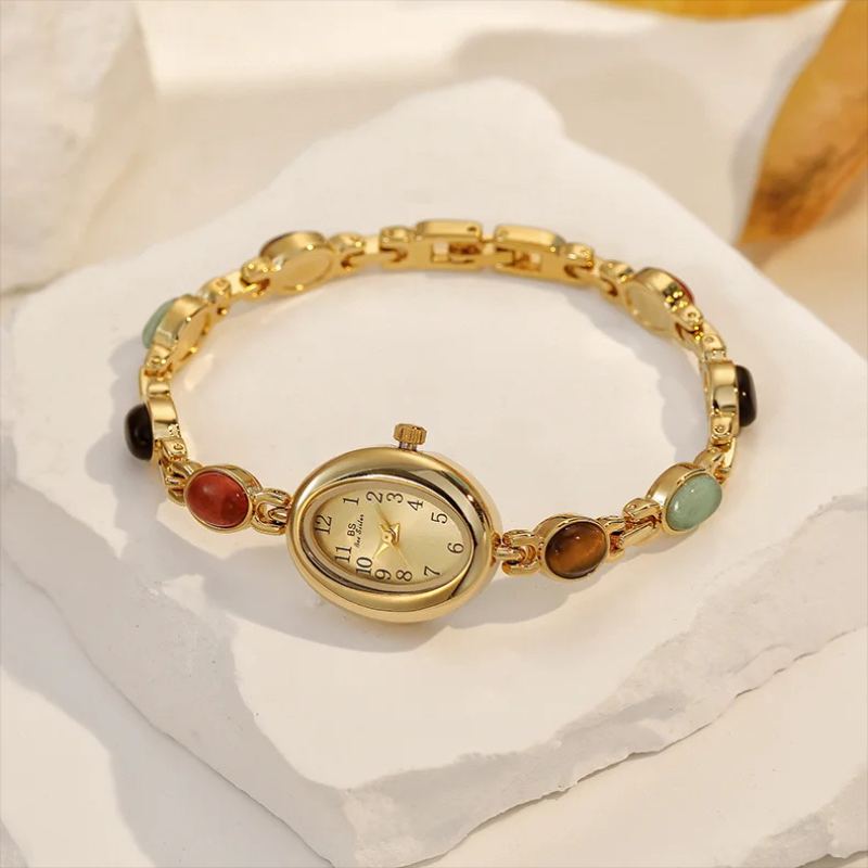 Montre Vintage Femme Bracelet Maille et Cabochons - vue 2 - Montrelio