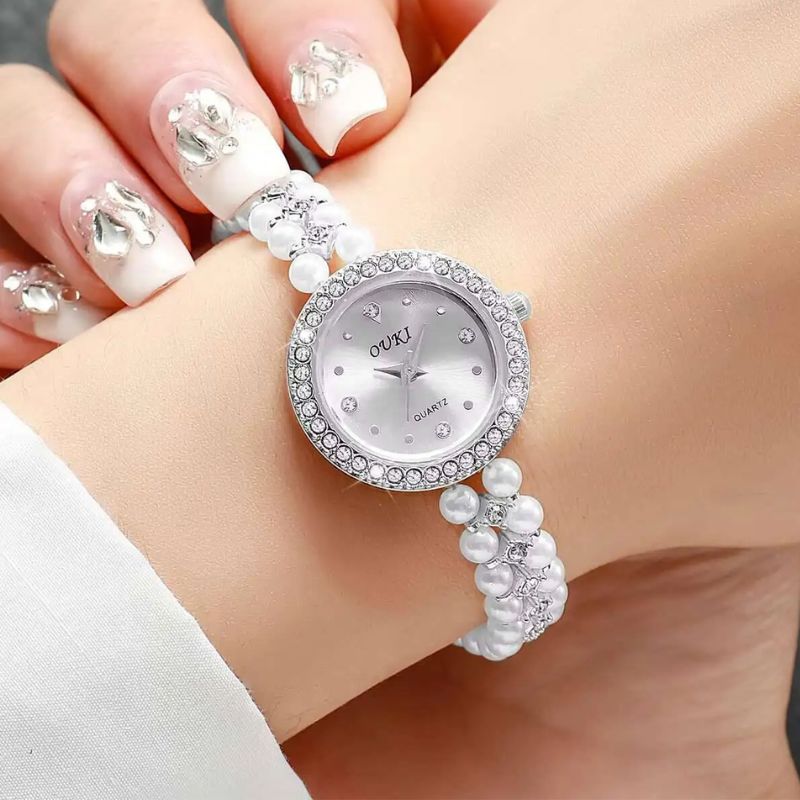 Montre Vintage Femme Bracelet Perles et Strass - vue 5 - Montrelio