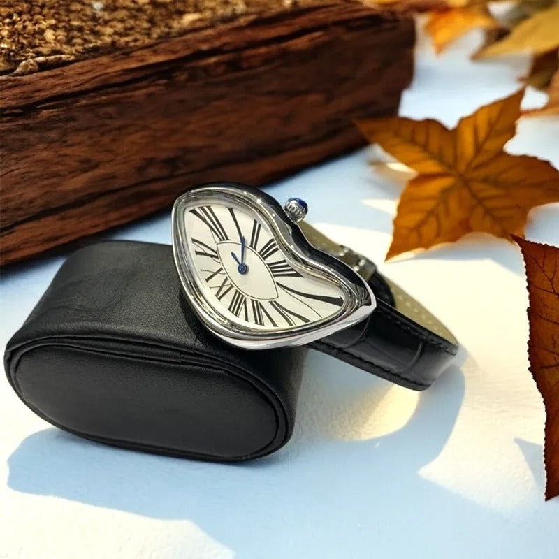 Montre Vintage Femme Forme Irrégulière Saphir - vue 9 - Montrelio