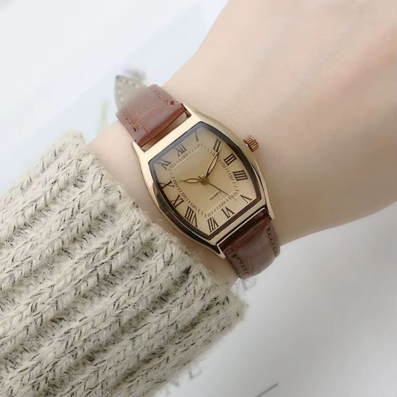 Montre Vintage Femme Tonneau Bracelet Cuir - vue 2 - Montrelio