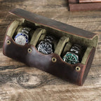 Rouleau à montres vintage ouvert avec coussins coulissants